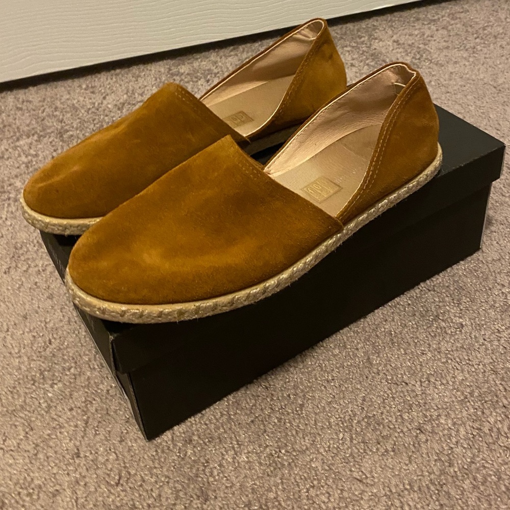 Saks Fifth Ave. Suede leather  espadrille flats